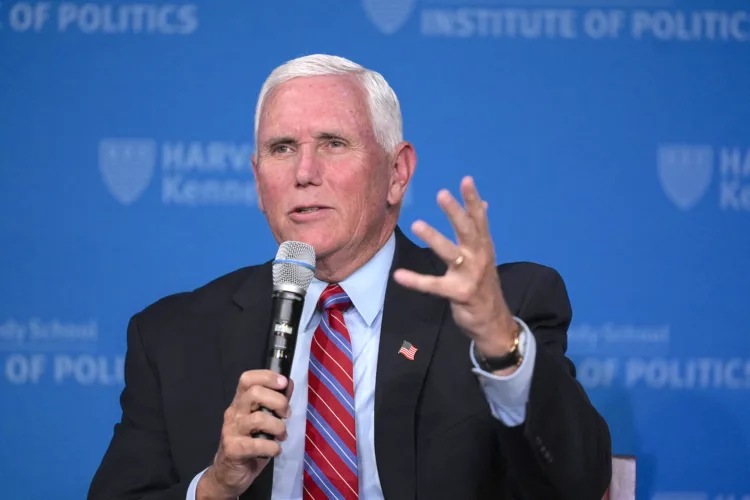Former Vice President Mike Pence will return to Grove City College